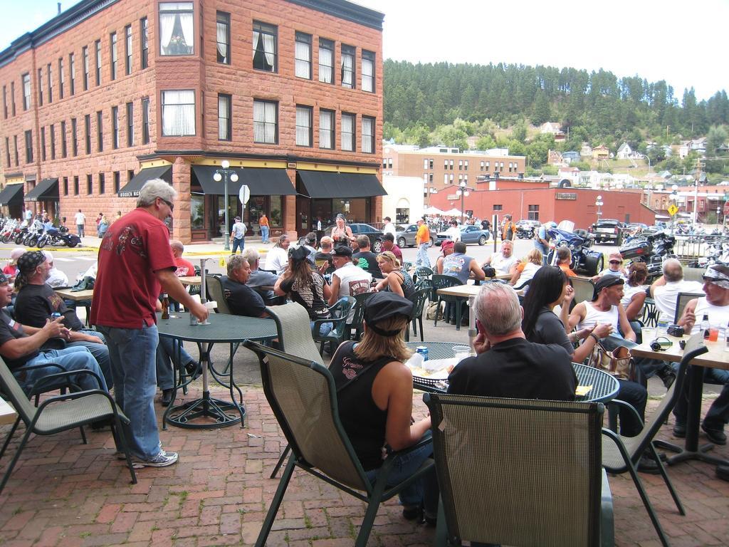 Deadwood Dick's Hotel Buitenkant foto